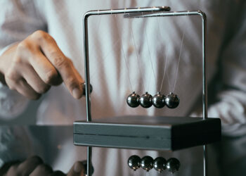 Chemical Manufacturers Report Stable Activity in Q3 and Expect Momentum to Carry into Next Year