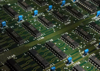 Merck, Linde eye India for semiconductor-grade chemical, gas facilities: Report