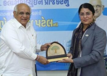 Gujarat CM inaugurates GACL’s chlorotoluene plant at Dahej
