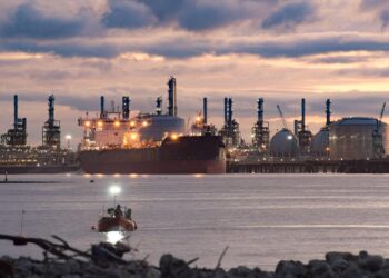 Two more European crackers to close