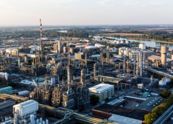 BASF’s overall performance materials European sites attains REDcert certification