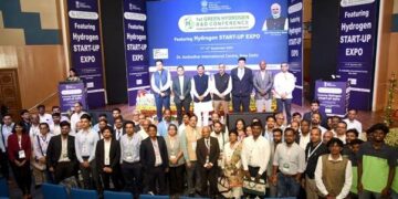 India poised to emerge to be global hub for green hydrogen innovation: Minister Naik