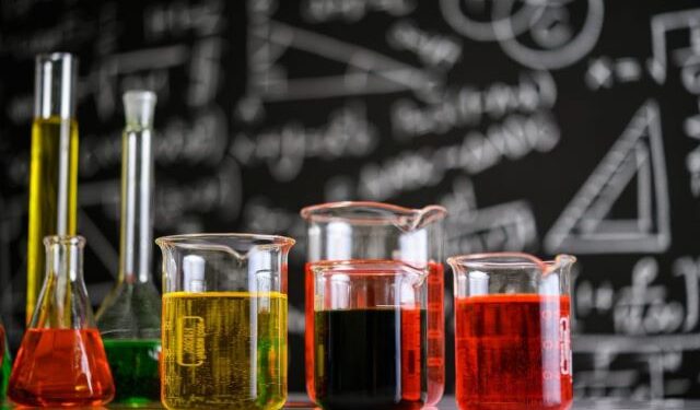 German chemical industry warns of deeper slump as costs increase, output falls