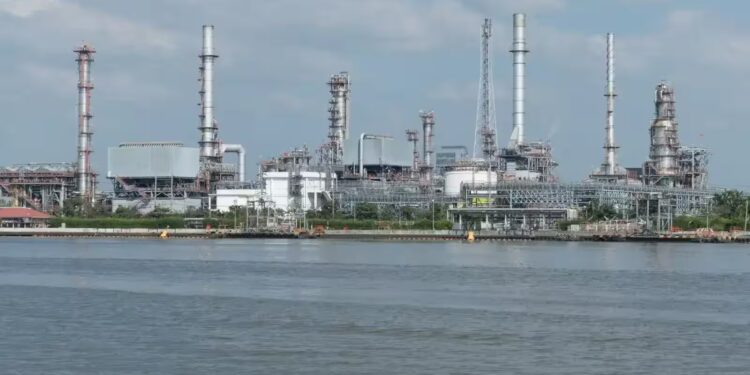 Haldia Petrochemicals sets October debut for ₹6,000 crore phenol and acetone venture